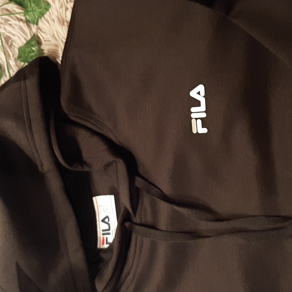 FILA Black Hooded Sweatshirt Size XL - Picture 2 of 5